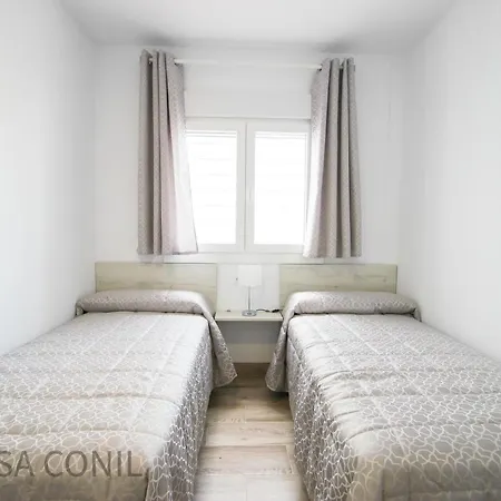 Casa Saturn * Conil De La Frontera