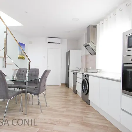 Casa Saturn * 科尼尔-德拉弗龙特拉