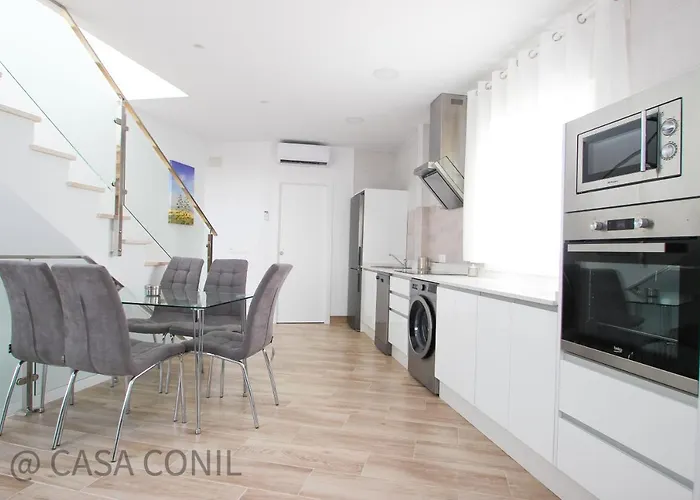 Casa Saturn * كونيل ذي لا فرونتيرا